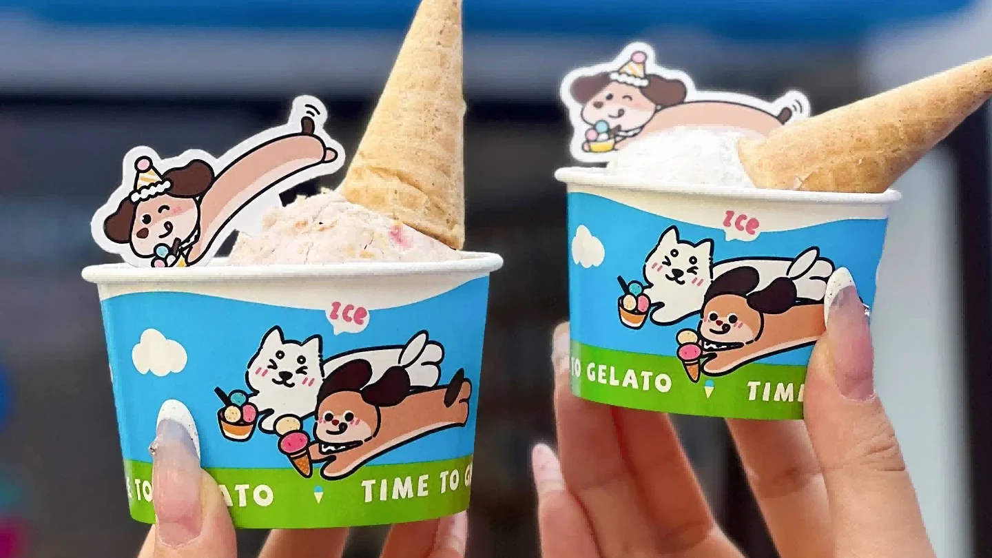 Eco-Friendly Paper Ice Cream Cups 2 Eco-Friendly Paper Ice Cream Cups 2