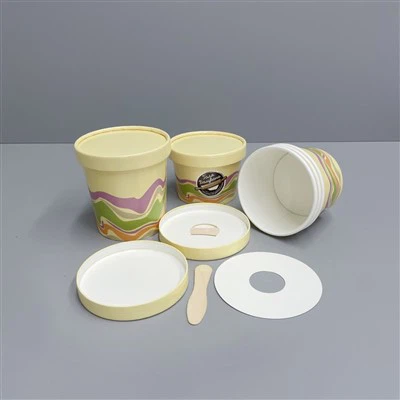 Copo descartável do sorvete 12oz com tampa de papel e colher de madeira para distribuição